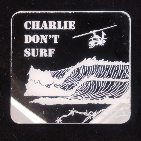 Powder mirror - Charlie don't surf